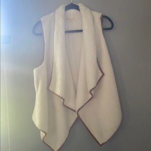 White Fleece Open Front Vest